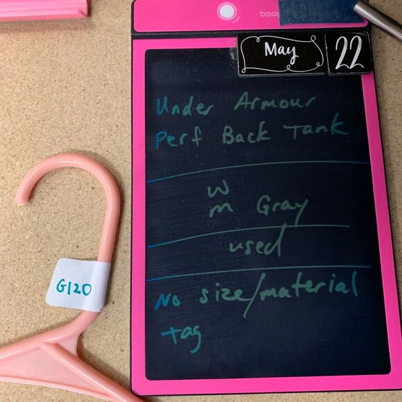 Under Armour Perforated Tank Top Womens M Medium Gray Racerback Stretch Shirt - Picture 7 of 8